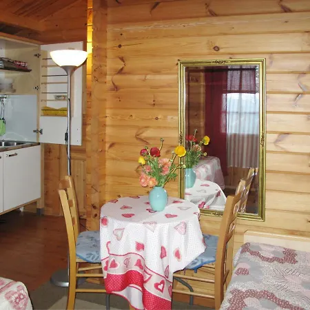 ;chaletsemi Di Crescita 295s بيت للعطل
