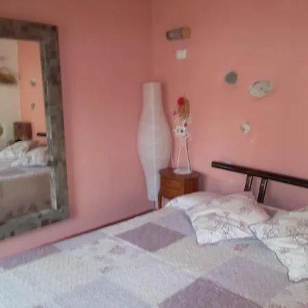 Holiday home ;chaletsemi Di Crescita 295s Calice Ligure